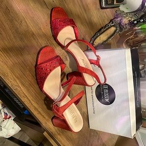De Blossom Red Heels